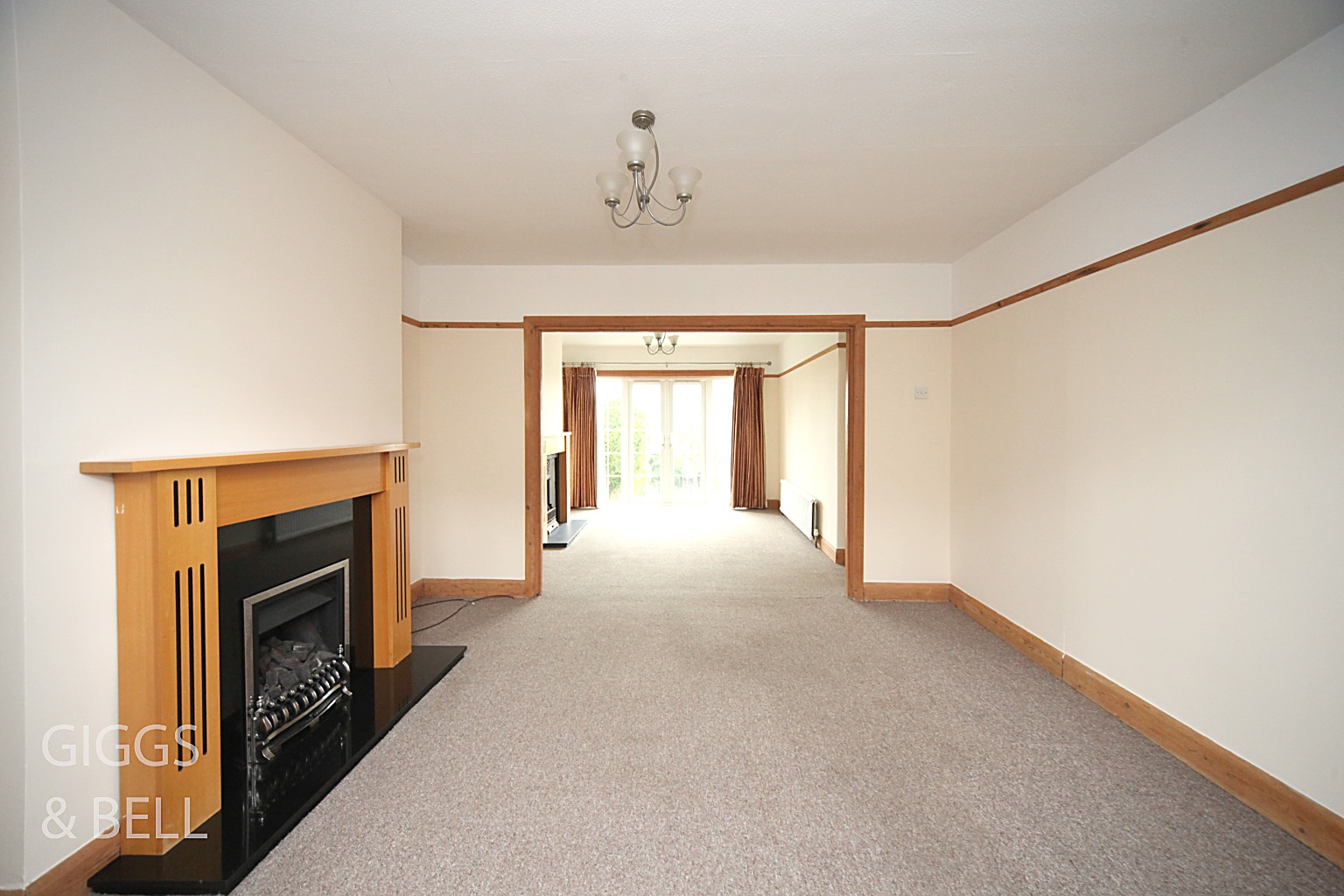 3 bed semi-detached house for sale in Rutland Crescent, Luton 2