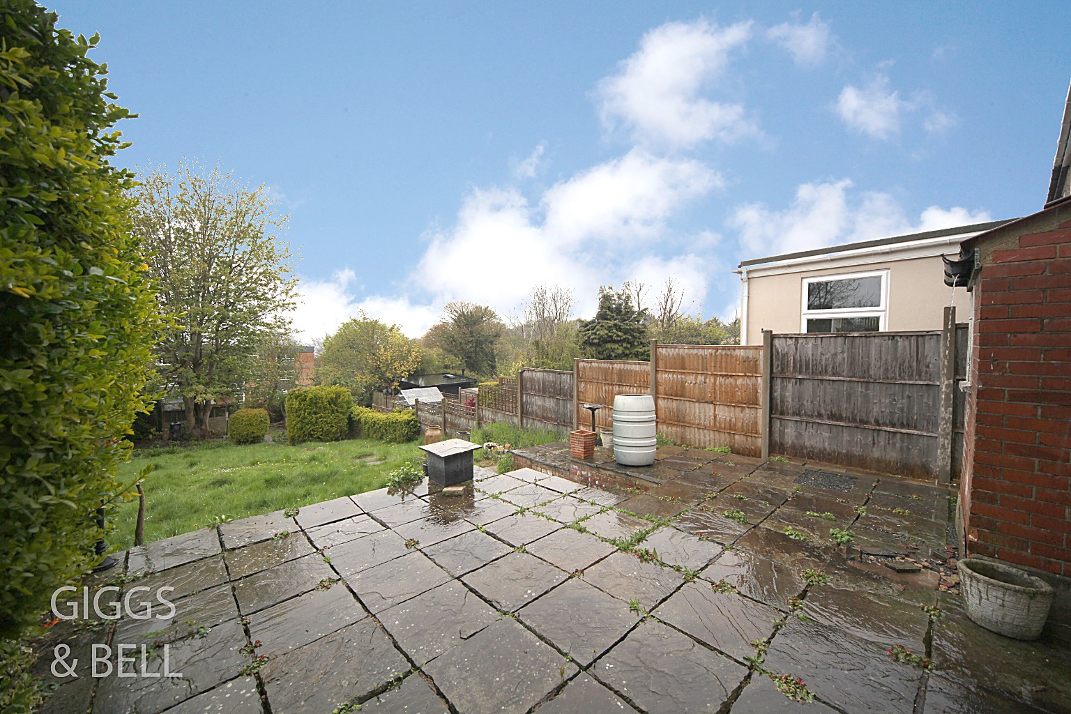 3 bed semi-detached house for sale in Rutland Crescent, Luton 16