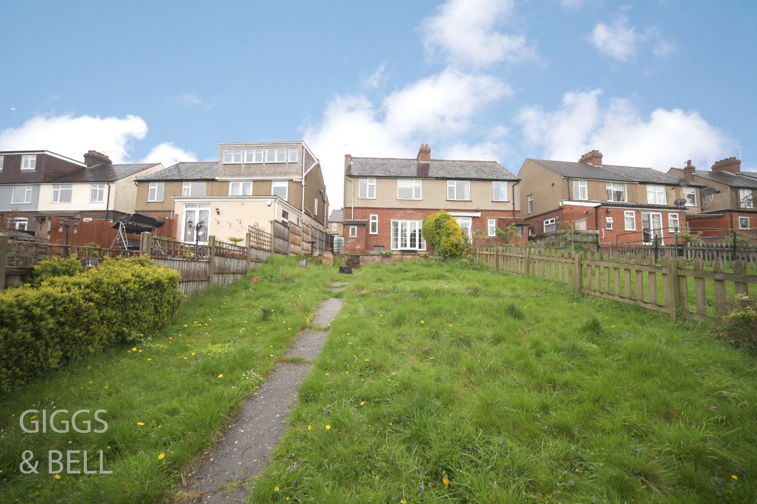 3 bed semi-detached house for sale in Rutland Crescent, Luton  - Property Image 18
