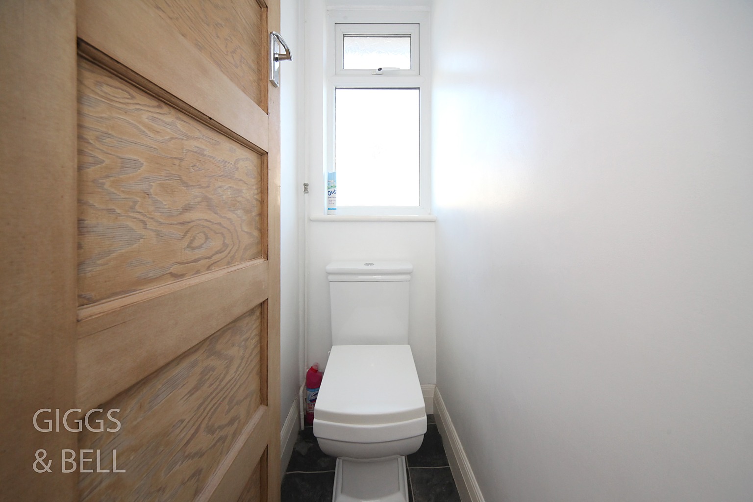 3 bed semi-detached house for sale in Felstead Way, Luton 15