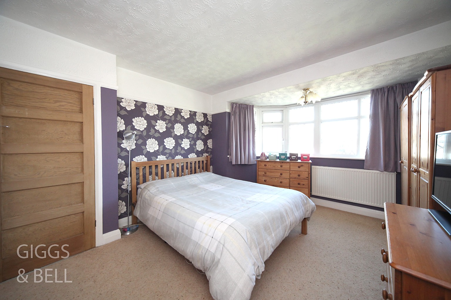 3 bed semi-detached house for sale in Felstead Way, Luton 10