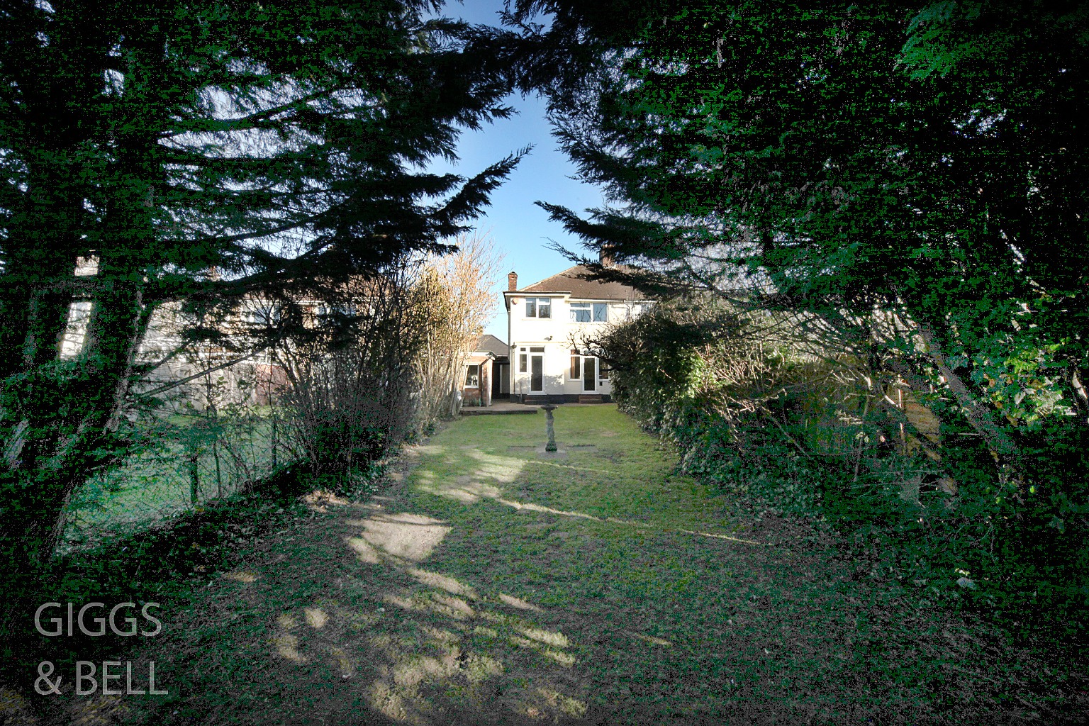 3 bed semi-detached house for sale in Felstead Way, Luton 1