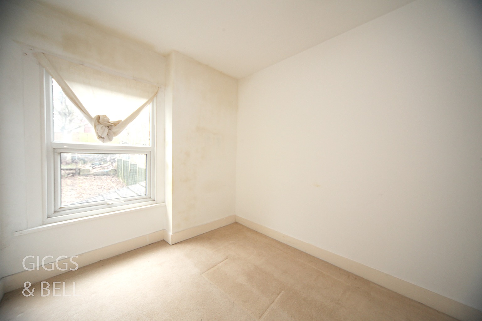 3 bed terraced house for sale in Cowper Street, Luton 11