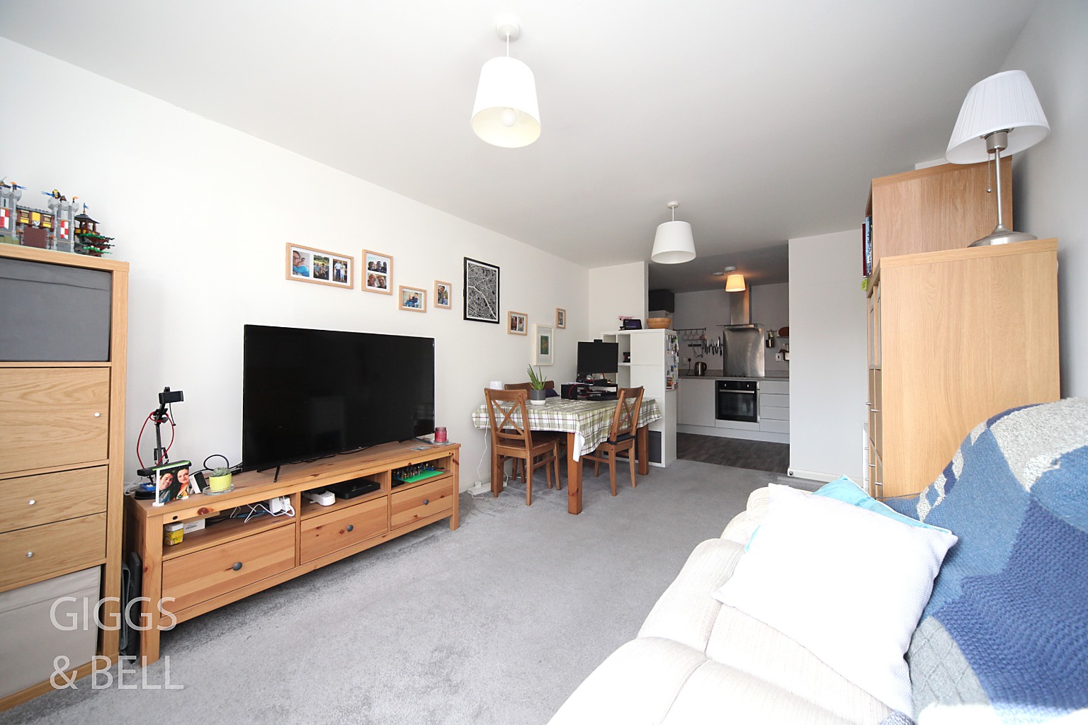 1 bed flat for sale in Marsh Road, Luton  - Property Image 3