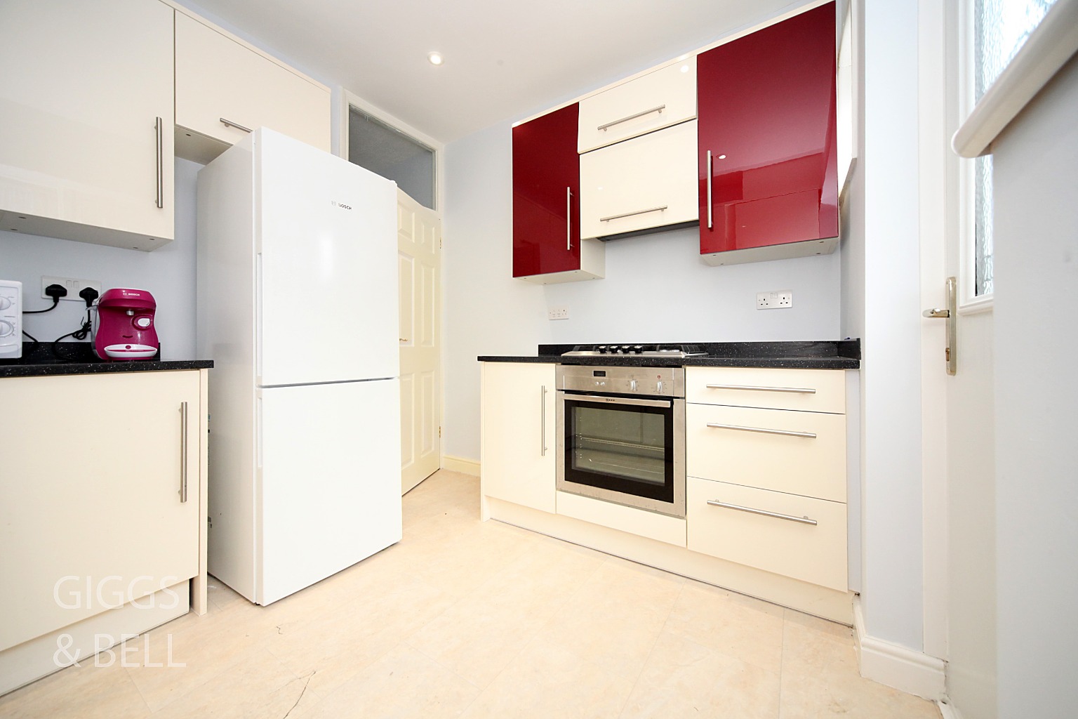 2 bed semi-detached house for sale in Hitchin Road, Luton 6