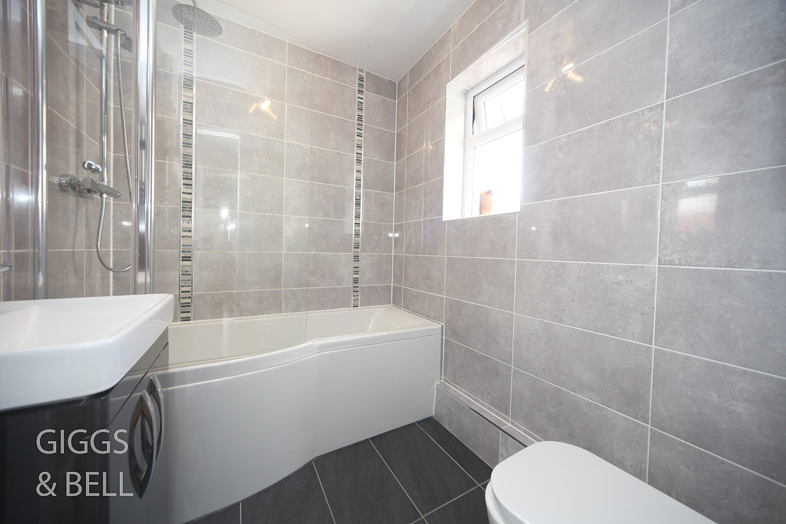 4 bed semi-detached house for sale in Kinross Crescent, Luton 15