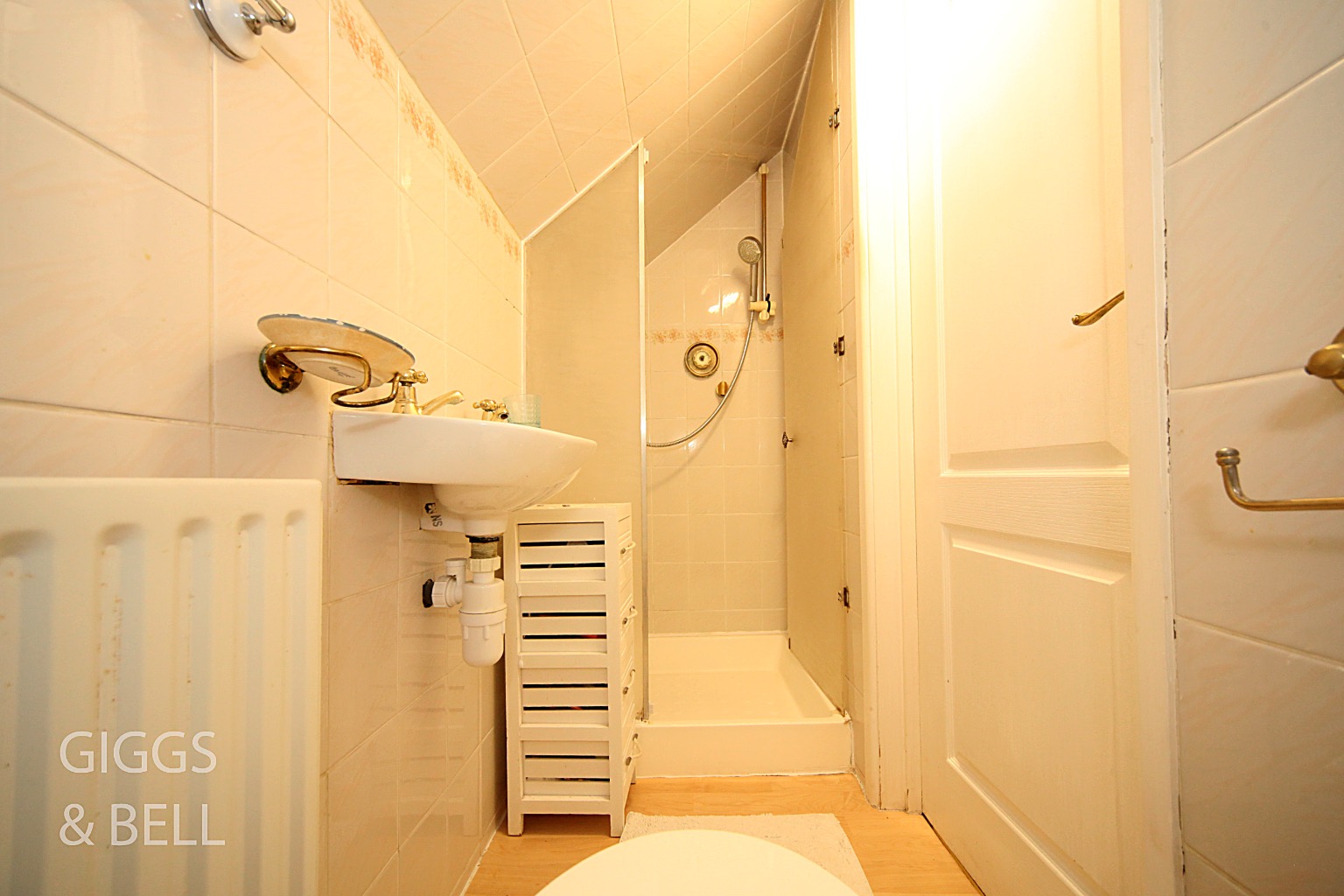 3 bed bungalow for sale in Ryecroft Way, Luton 18