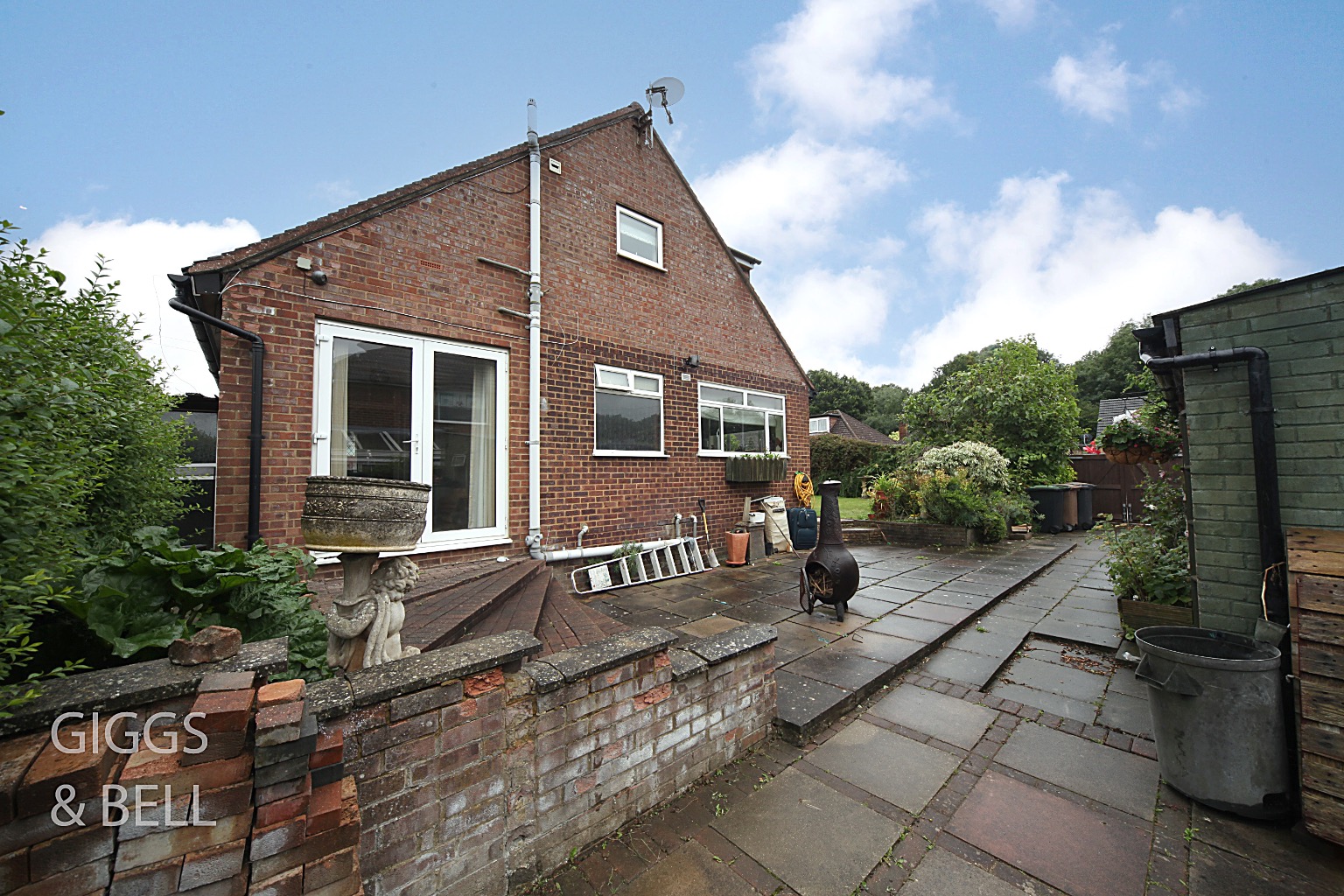 3 bed bungalow for sale in Ryecroft Way, Luton 21