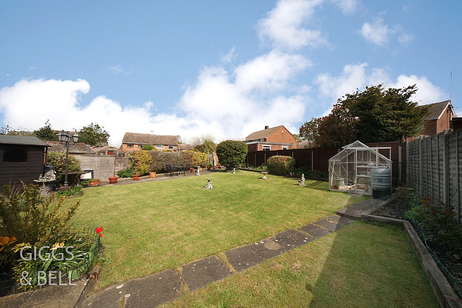 2 bed semi-detached house for sale in Lime Tree Close, Luton 15