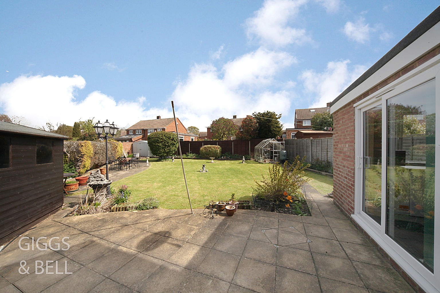 2 bed semi-detached house for sale in Lime Tree Close, Luton  - Property Image 15