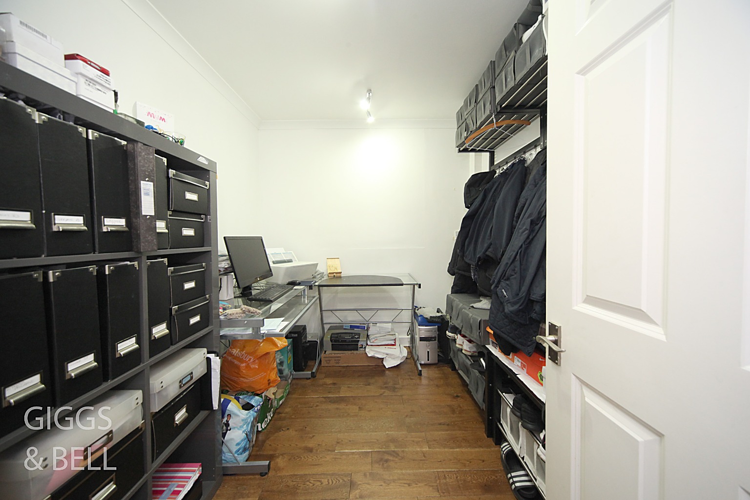 3 bed semi-detached house for sale in Oakley Road, Luton 9