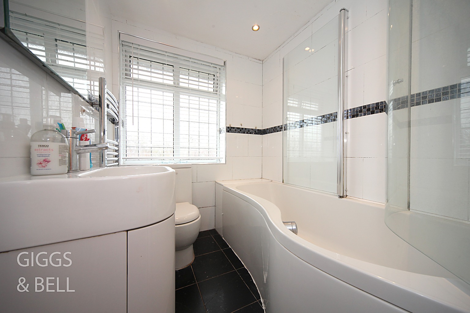 3 bed semi-detached house for sale in Oakley Road, Luton  - Property Image 12