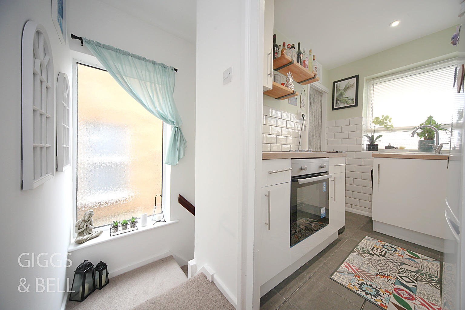 2 bed maisonette for sale in Birchen Grove, Luton  - Property Image 5