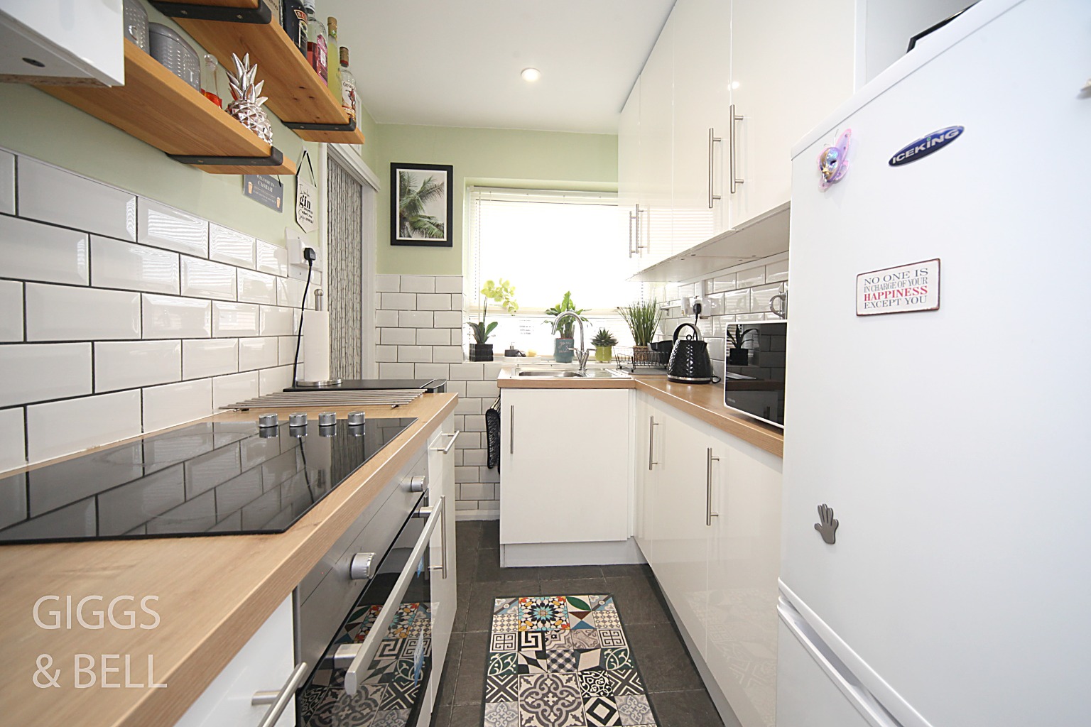 2 bed maisonette for sale in Birchen Grove, Luton  - Property Image 6