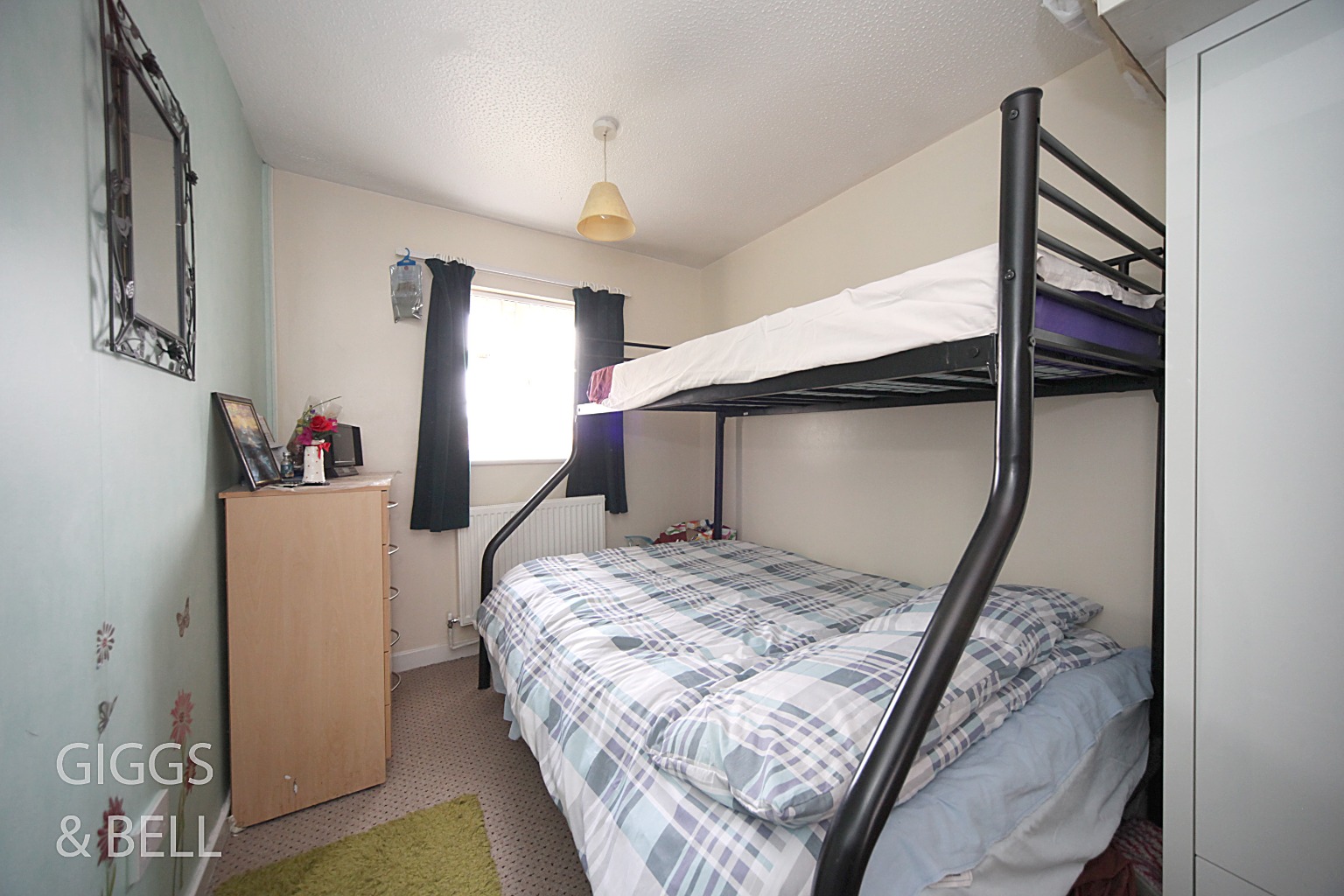 3 bed end of terrace house for sale in Holkham Close, Luton 11