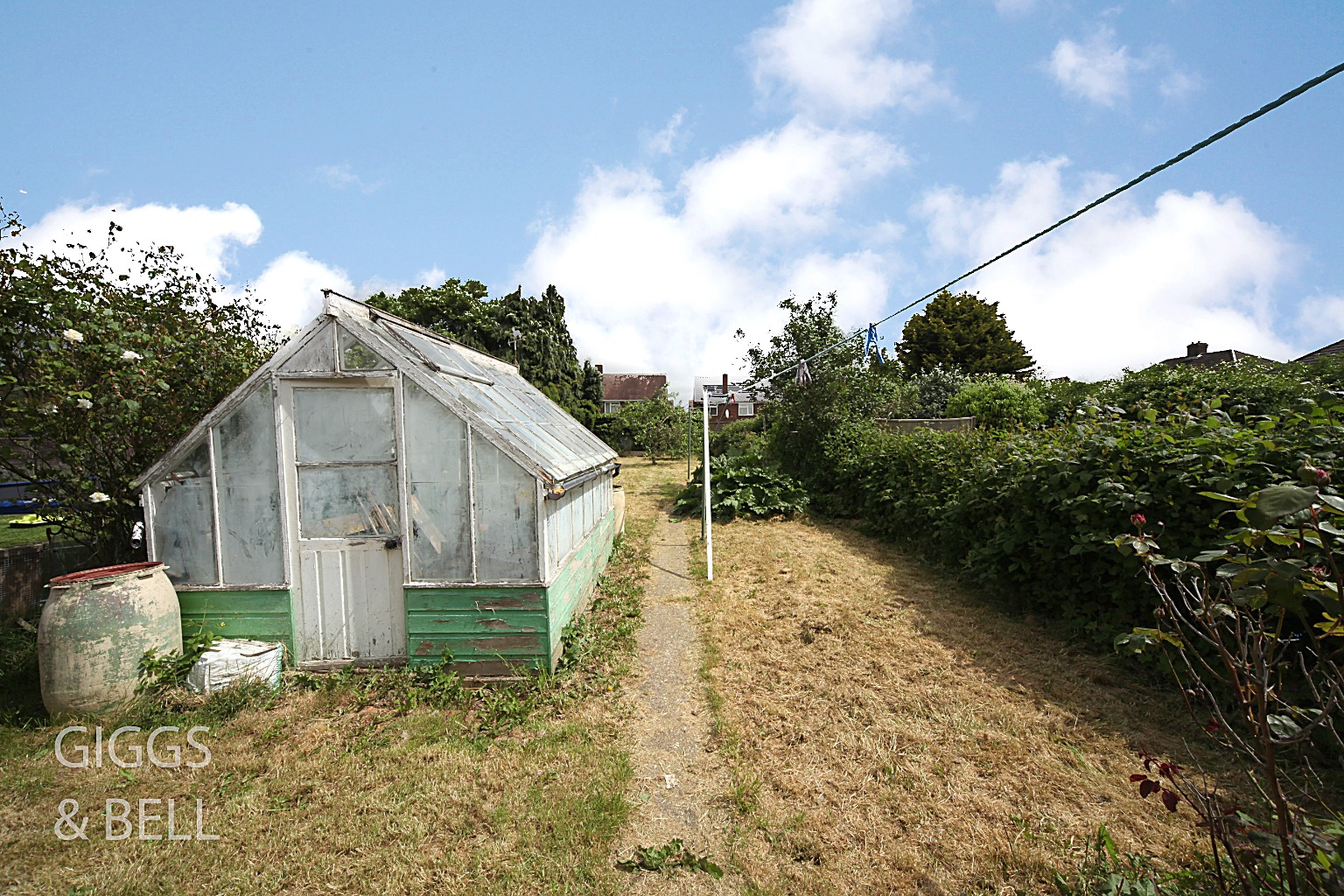 3 bed terraced house for sale in Whipperley Way, Luton  - Property Image 17