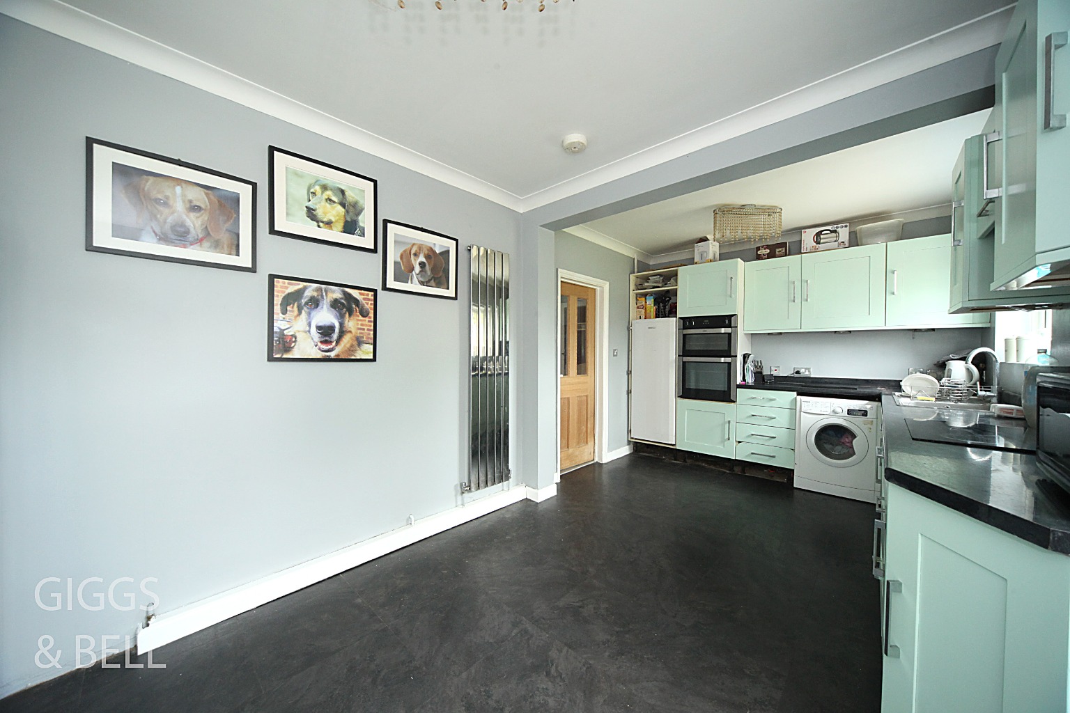 4 bed semi-detached house for sale in Alton Road, Luton 4