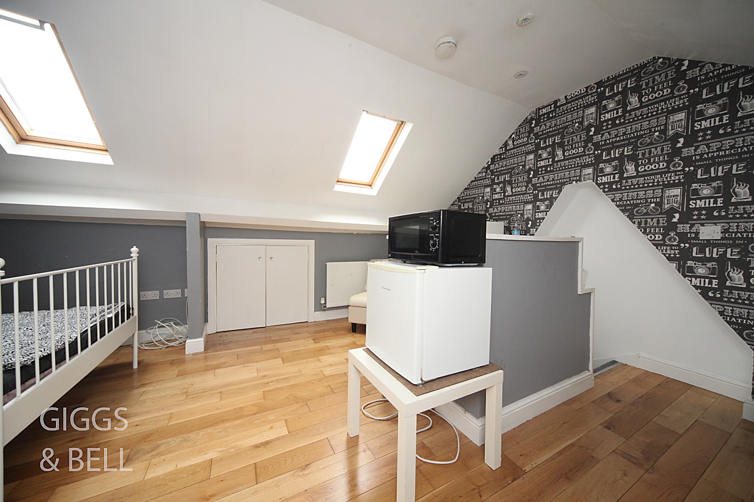 4 bed semi-detached house for sale in Alton Road, Luton 8