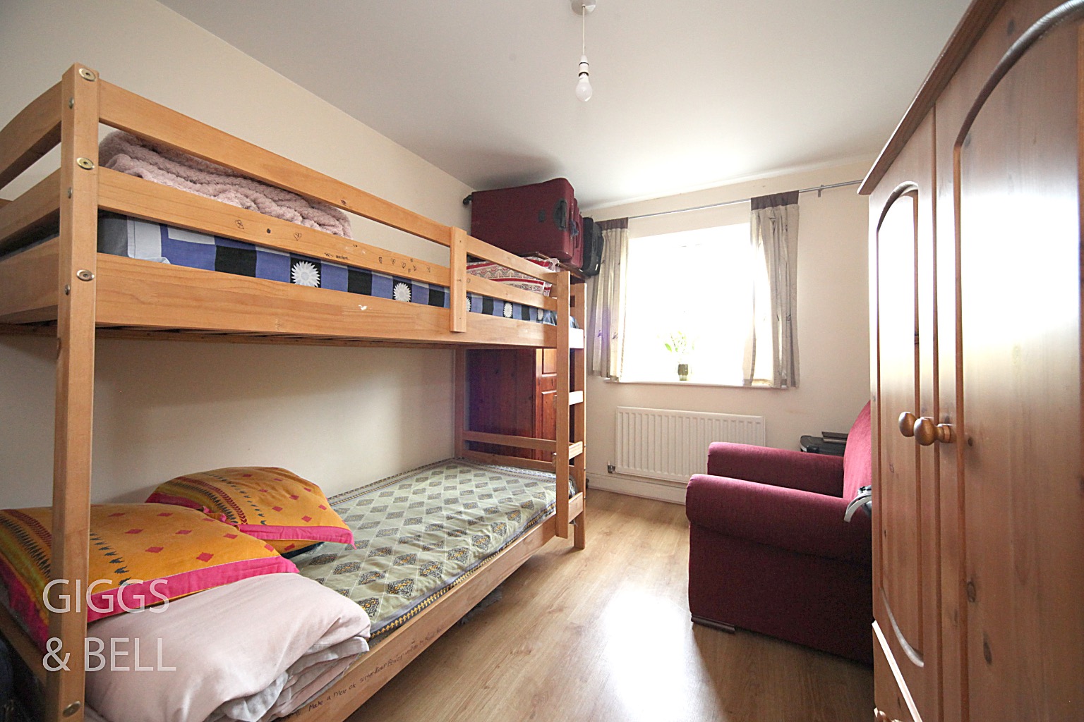 2 bed flat for sale in Primrose Close, Luton  - Property Image 7