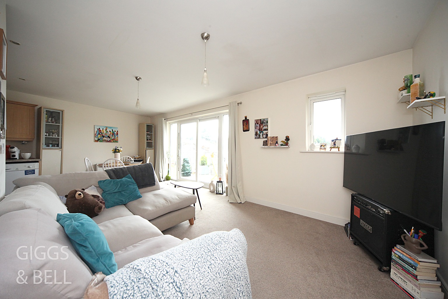 2 bed flat for sale in Foxglove Way, Luton 1