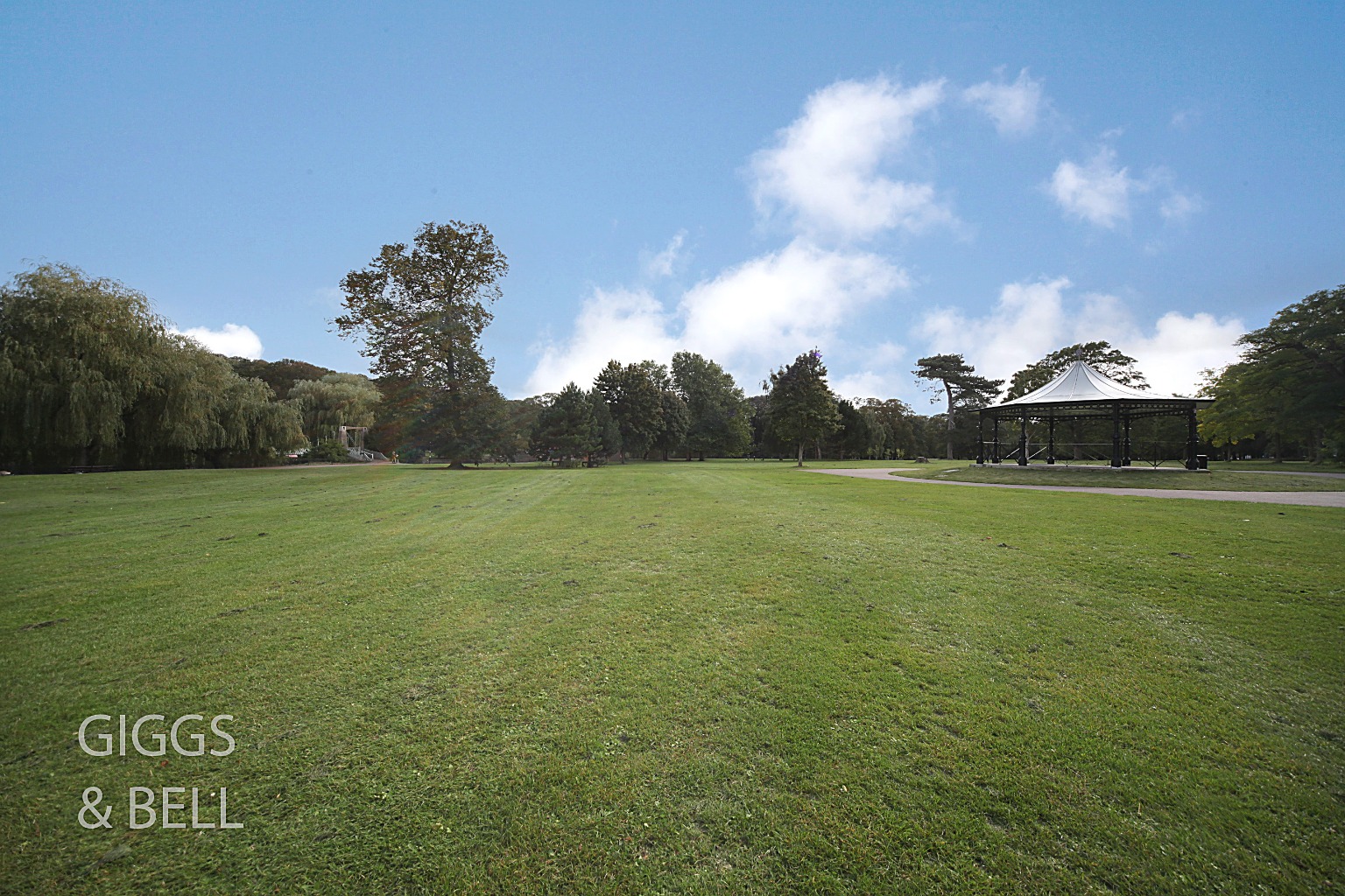 2 bed flat for sale in Foxglove Way, Luton  - Property Image 18