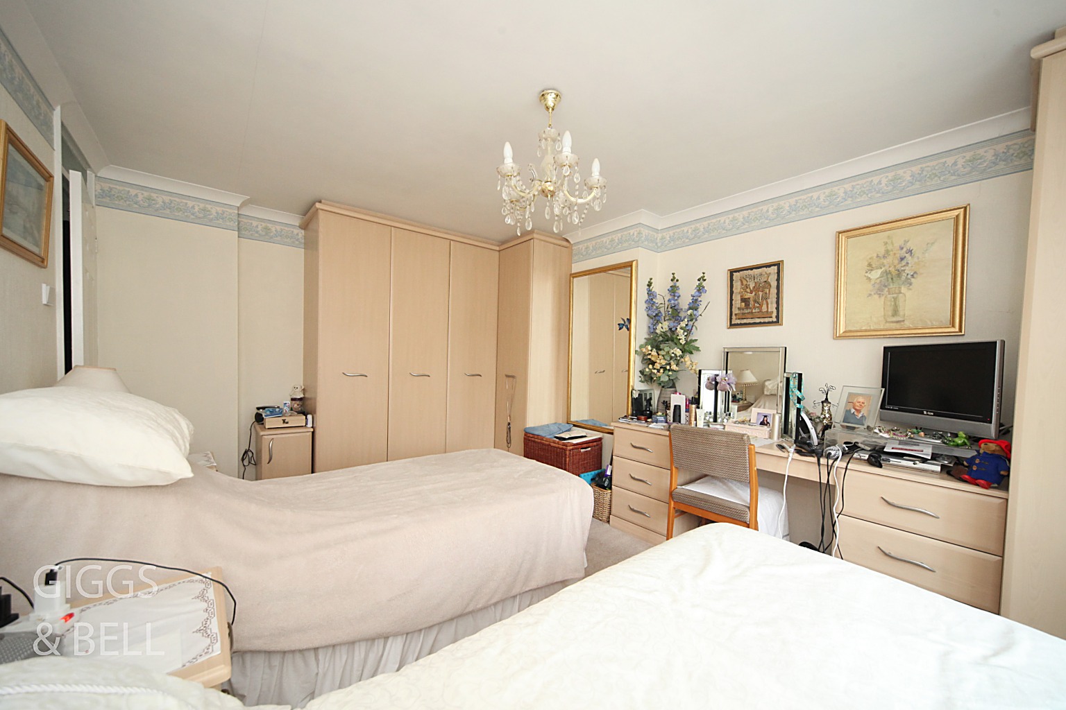 4 bed detached house for sale in Turnpike Drive, Luton  - Property Image 18