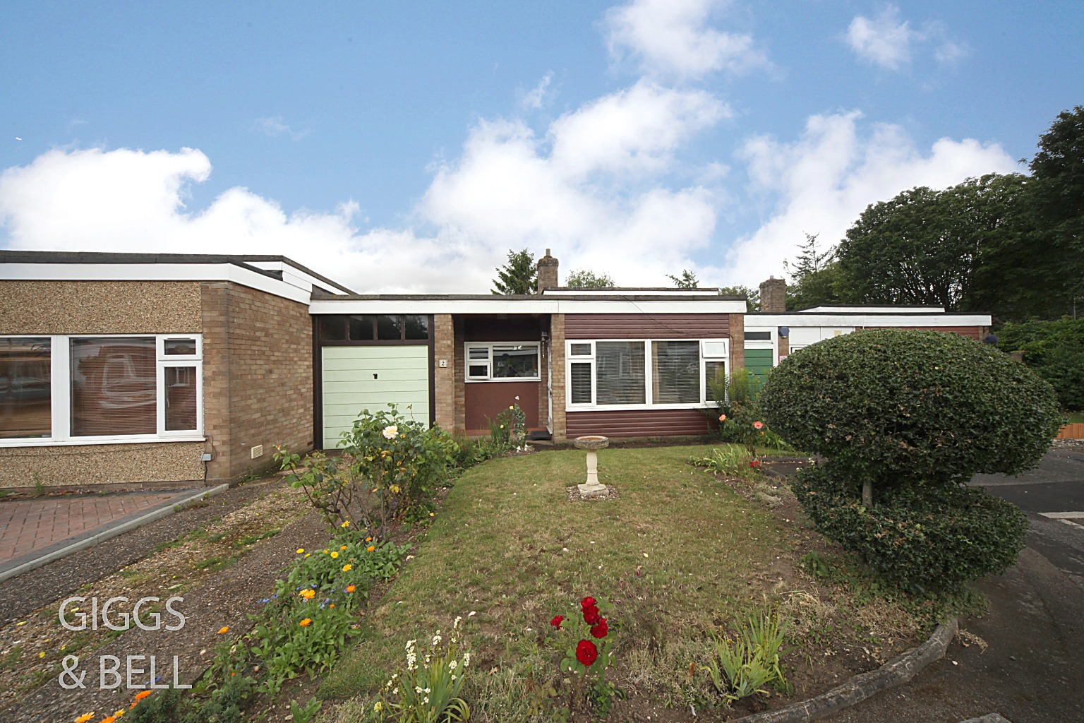 2 bed bungalow for sale in Tintagel Close 15