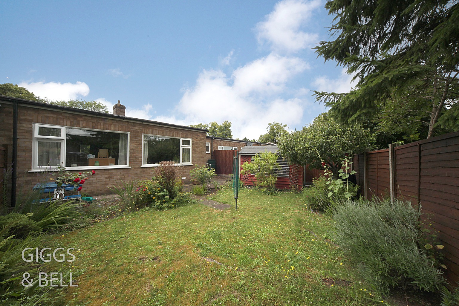 2 bed bungalow for sale in Tintagel Close  - Property Image 14