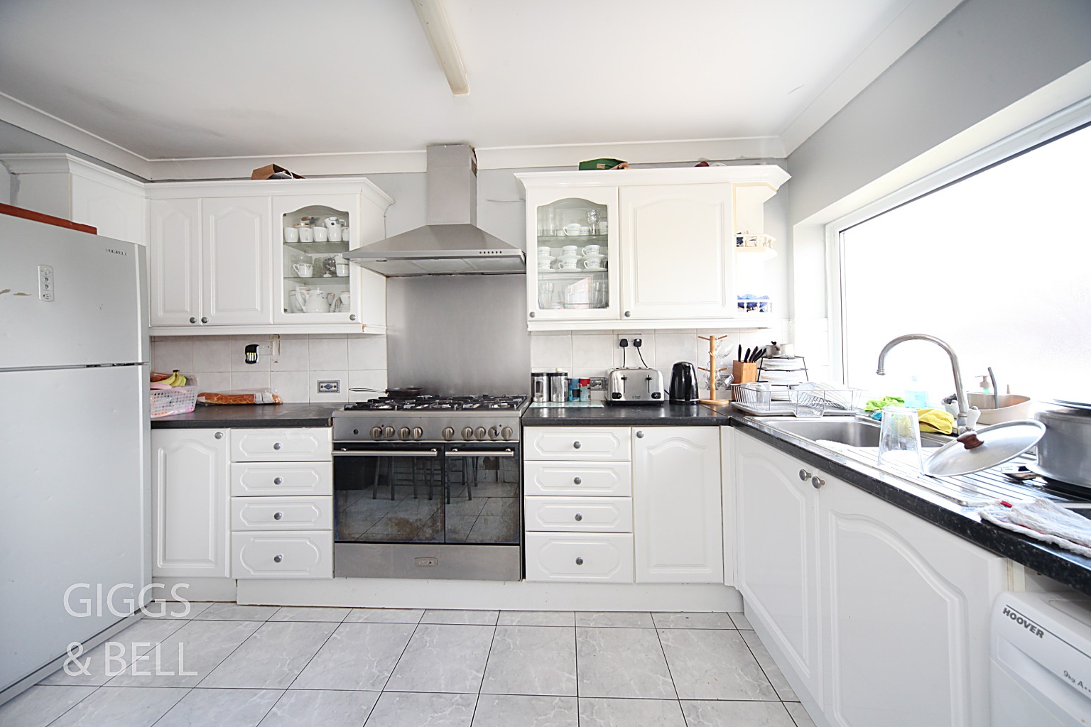 3 bed semi-detached house for sale in Priestleys  - Property Image 5