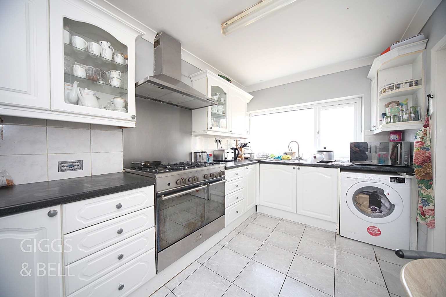 3 bed semi-detached house for sale in Priestleys  - Property Image 6