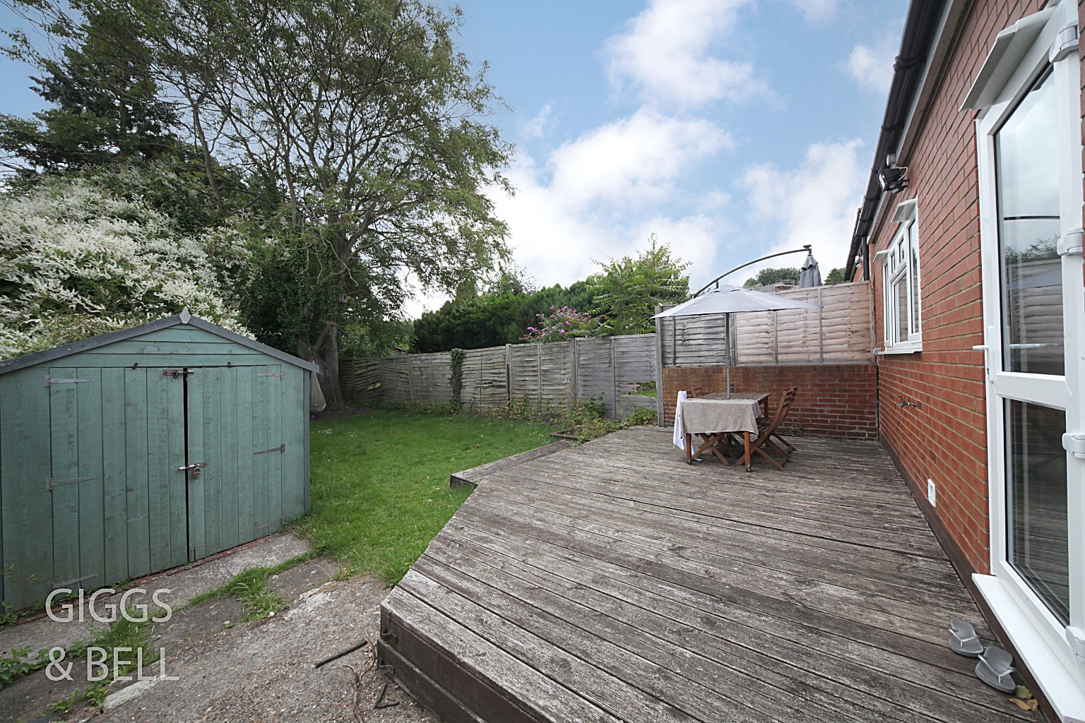 3 bed semi-detached house for sale in Alton Road, Luton 17