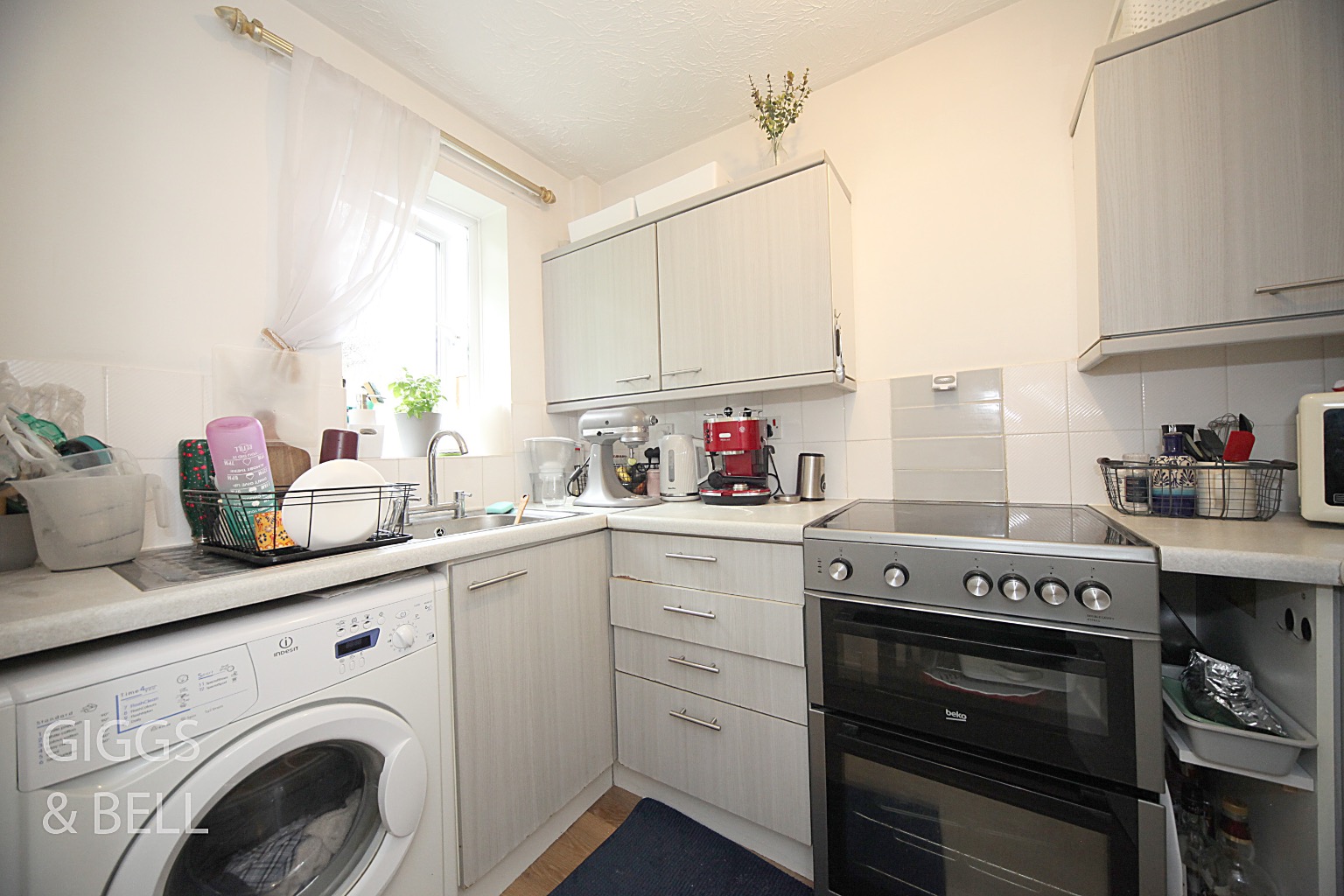 1 bed semi-detached house for sale in Farmbrook, Luton  - Property Image 5