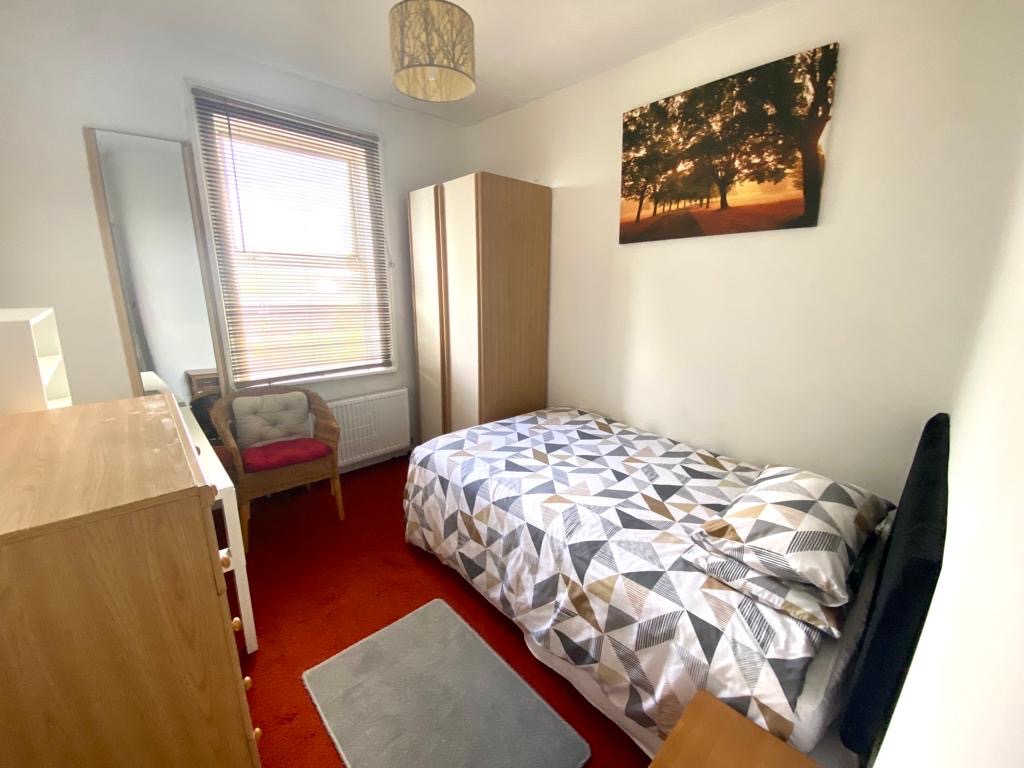 4 bed terraced house for sale in Hitchin Road, Luton 15