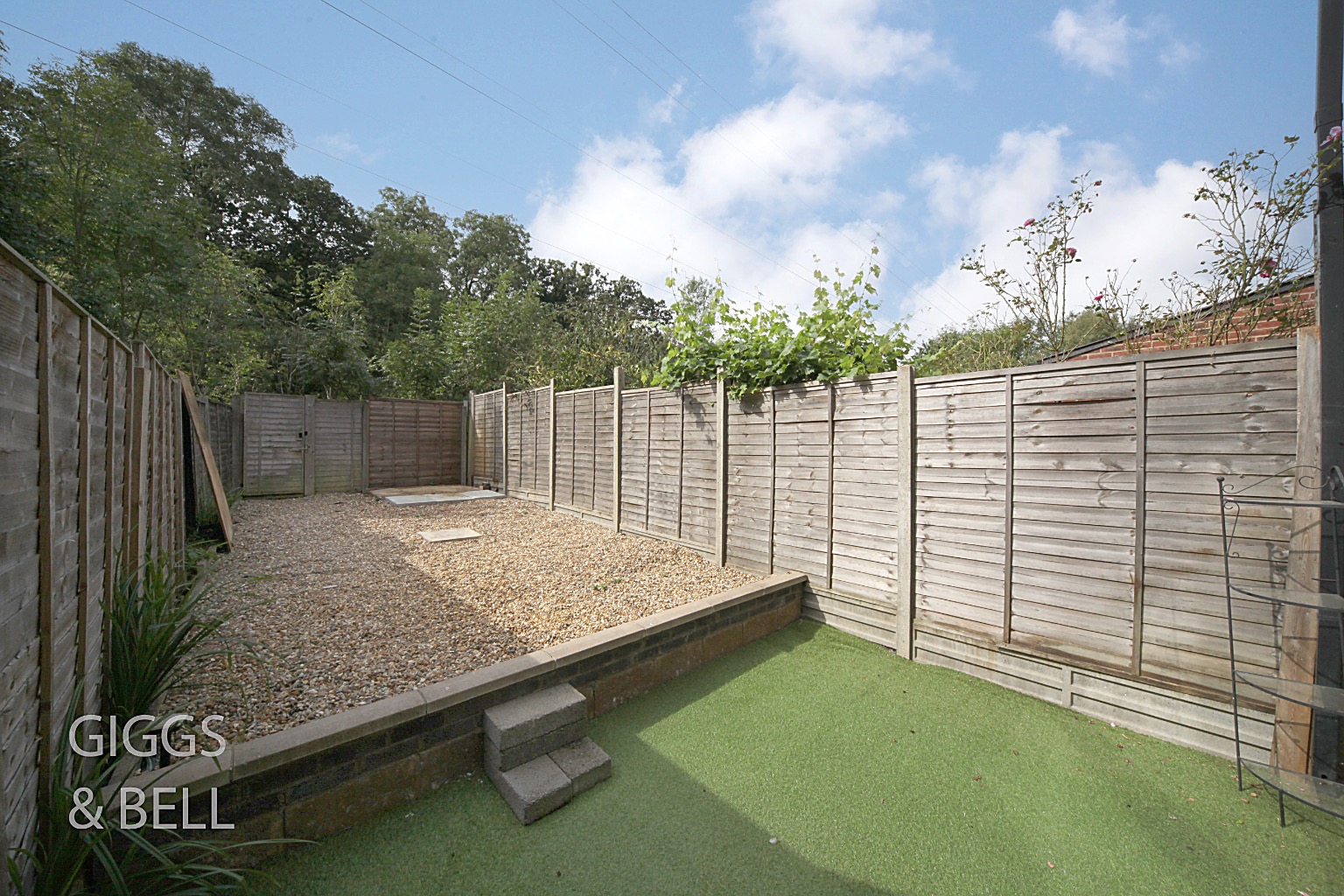 2 bed terraced house for sale in Oregon Way, Luton  - Property Image 13