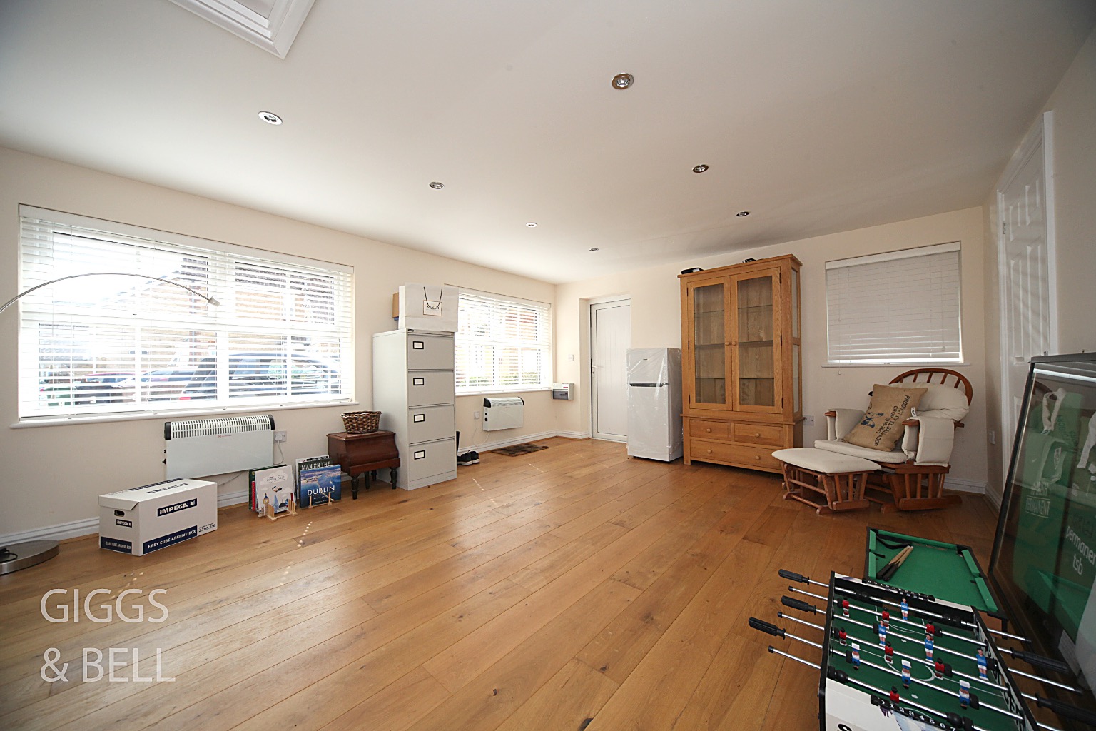 4 bed detached house for sale in Elvington Gardens, Luton 19