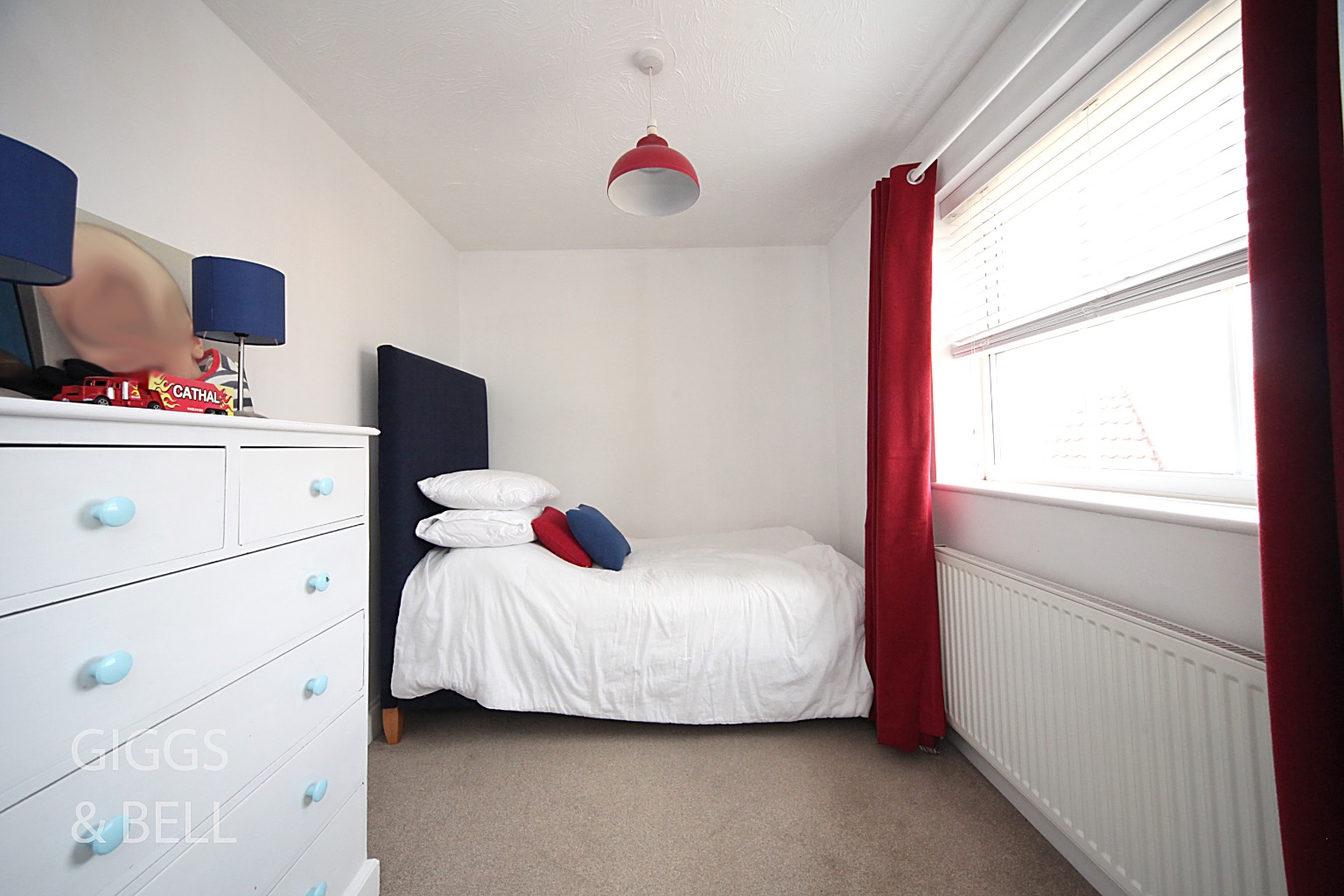 4 bed detached house for sale in Elvington Gardens, Luton  - Property Image 17