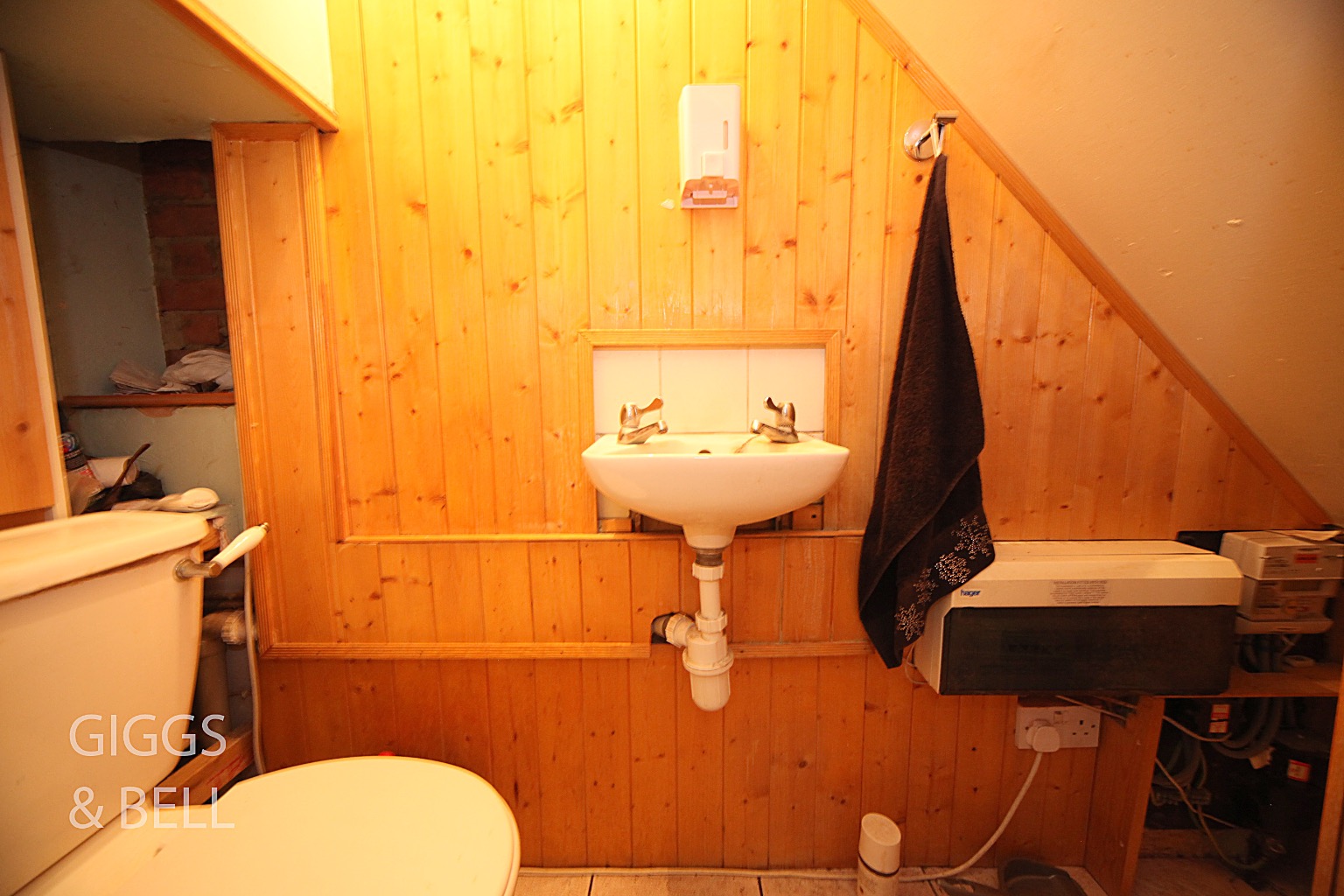 3 bed semi-detached house for sale in Meyrick Avenue, Luton 9