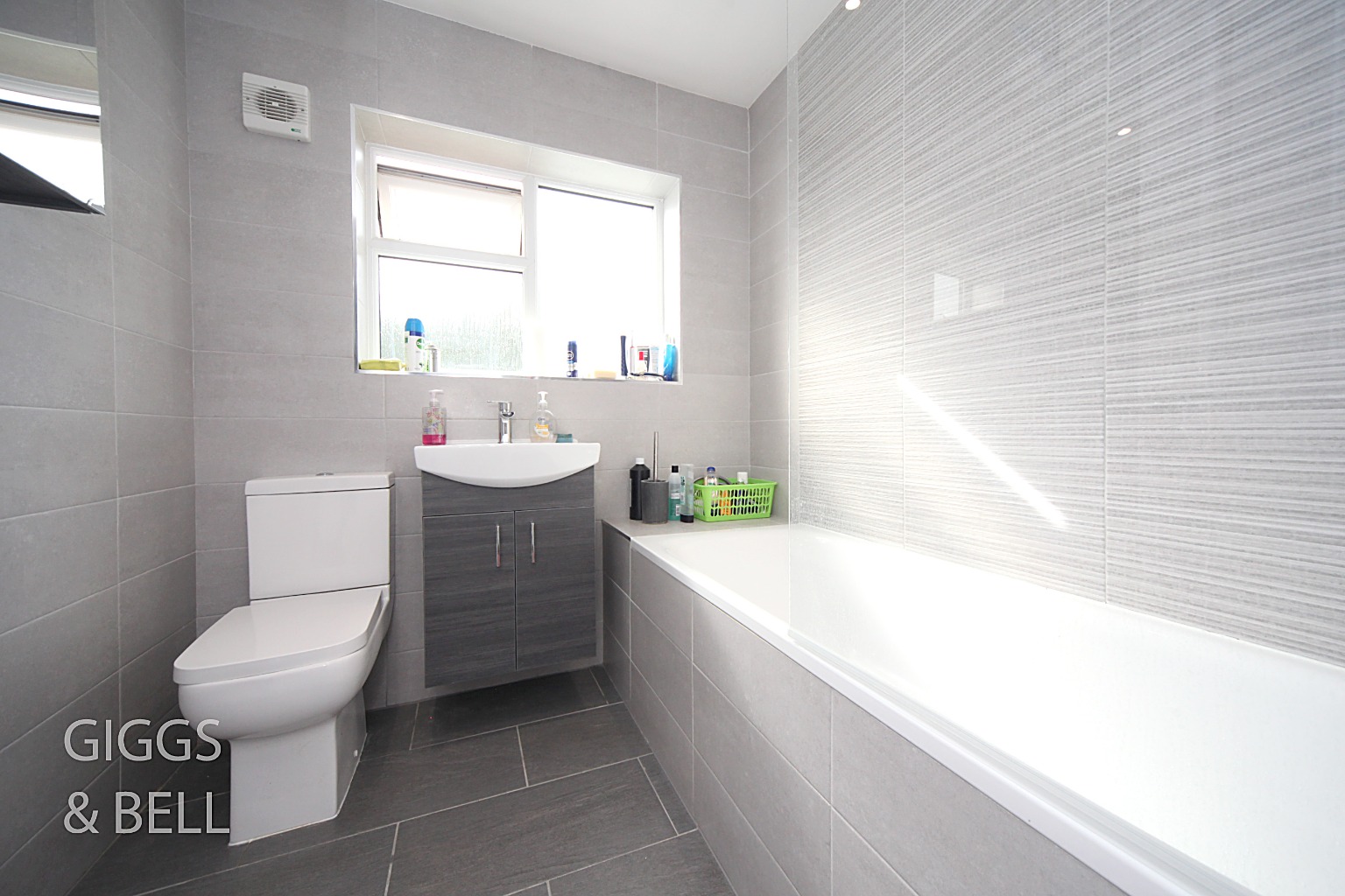 2 bed flat for sale in Stockwood Crescent, Luton 12