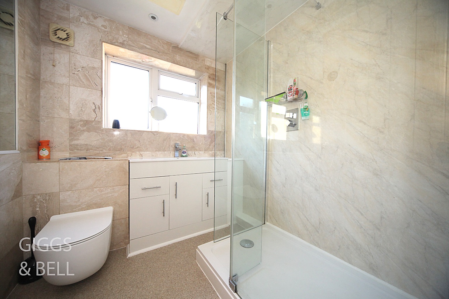 2 bed flat for sale in Stockwood Crescent, Luton  - Property Image 13