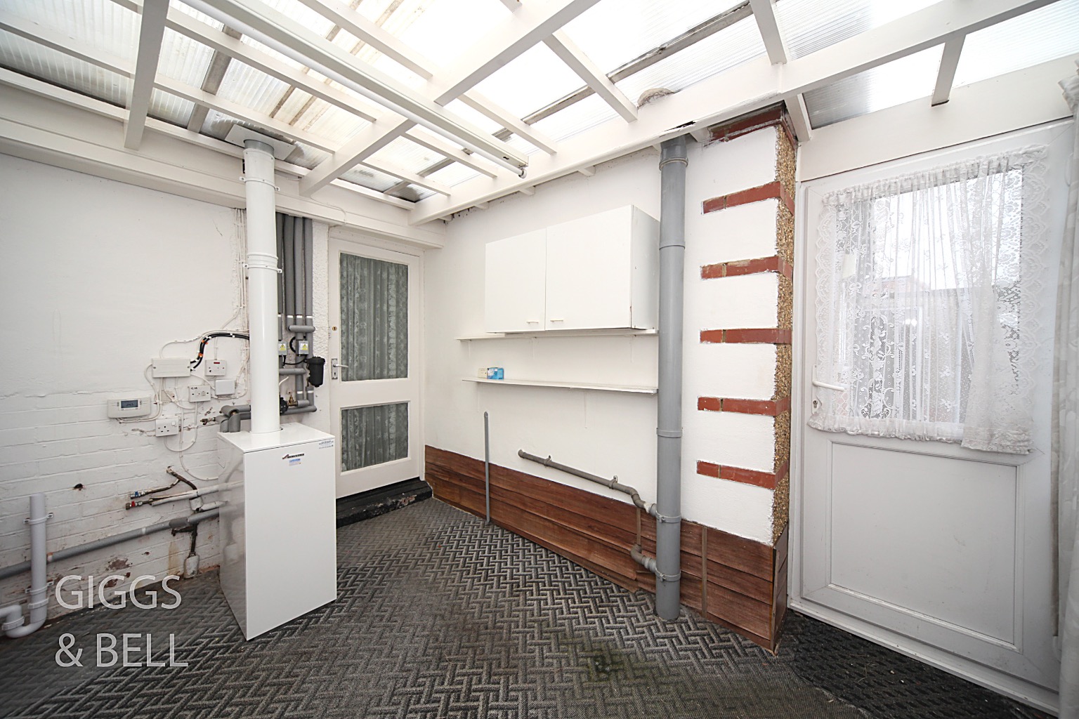 3 bed detached bungalow for sale in Sharpenhoe Road, Luton  - Property Image 10