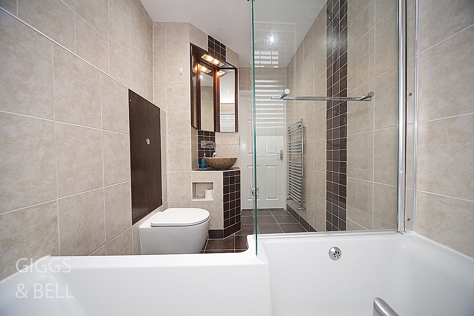 3 bed semi-detached house for sale in Strathmore Avenue, Luton  - Property Image 14