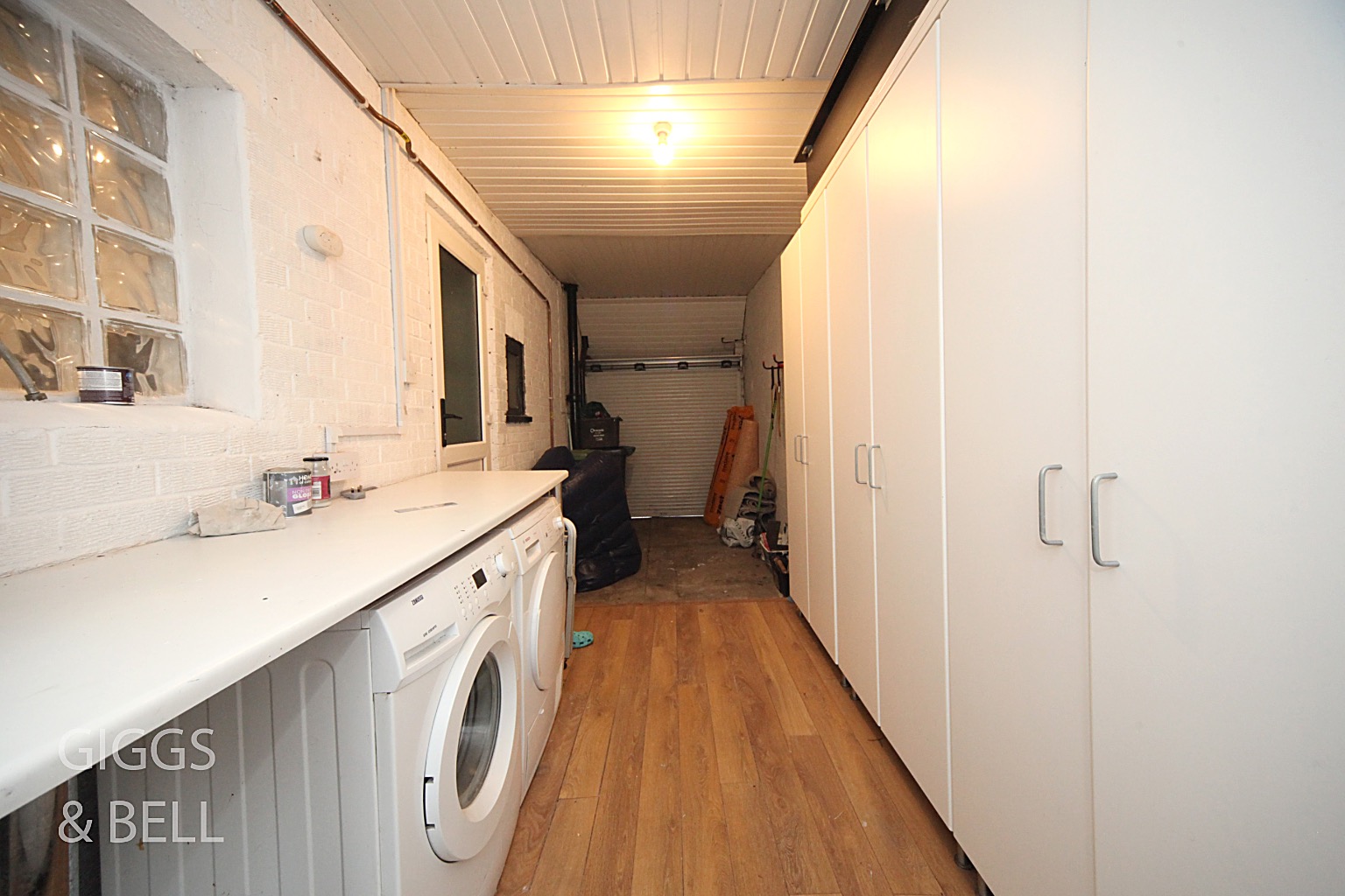 3 bed semi-detached house for sale in Strathmore Avenue, Luton  - Property Image 8