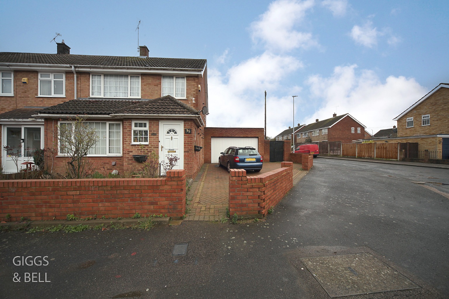 3 bed end of terrace house for sale in Paddock Close 17