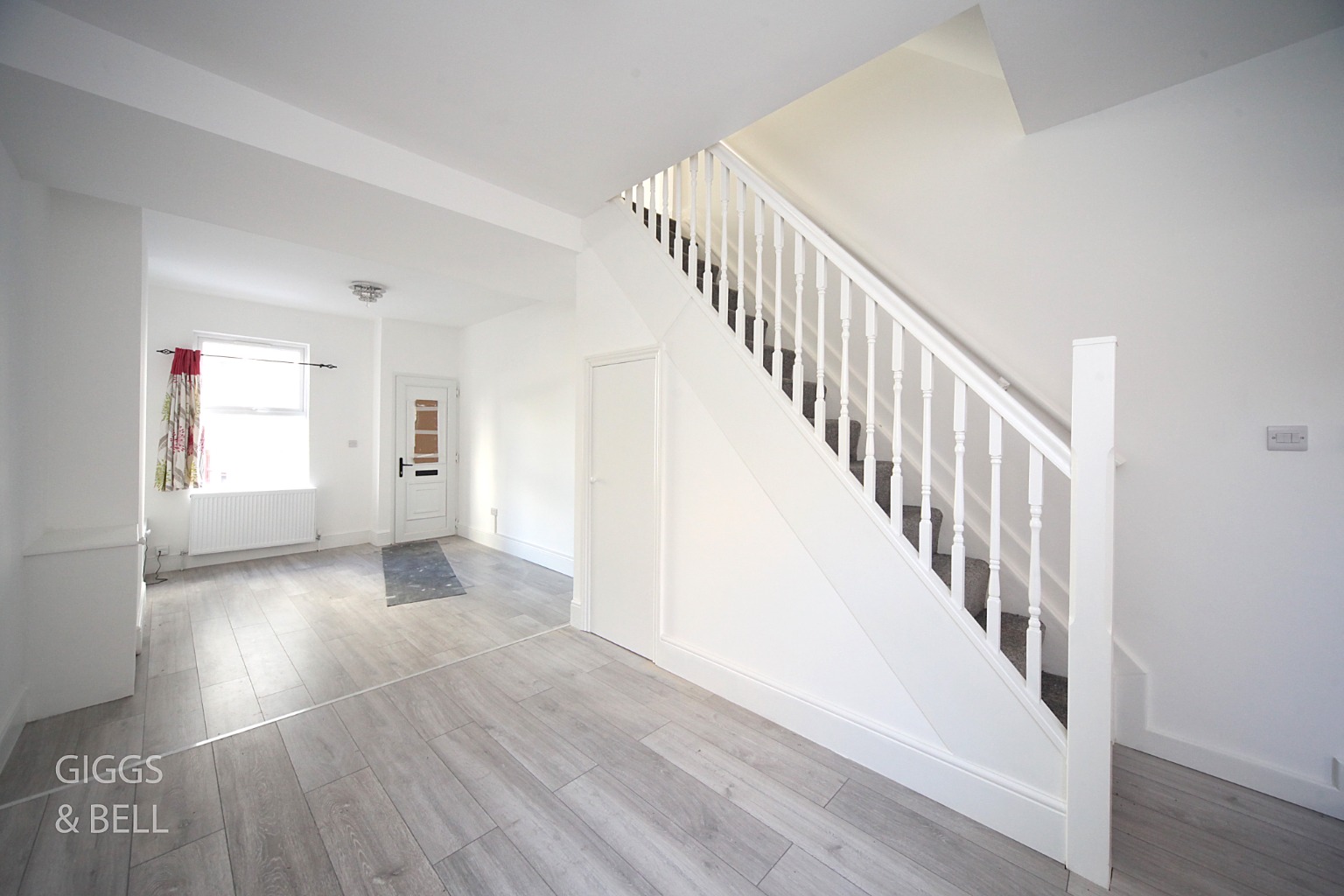 2 bed terraced house for sale in Kingsland Road, Luton  - Property Image 2