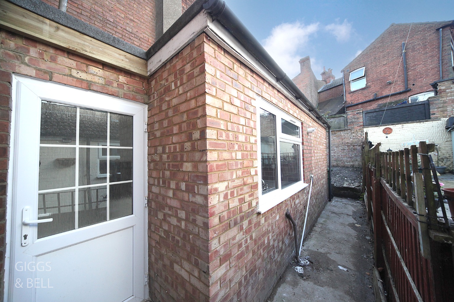 2 bed terraced house for sale in Kingsland Road, Luton  - Property Image 20