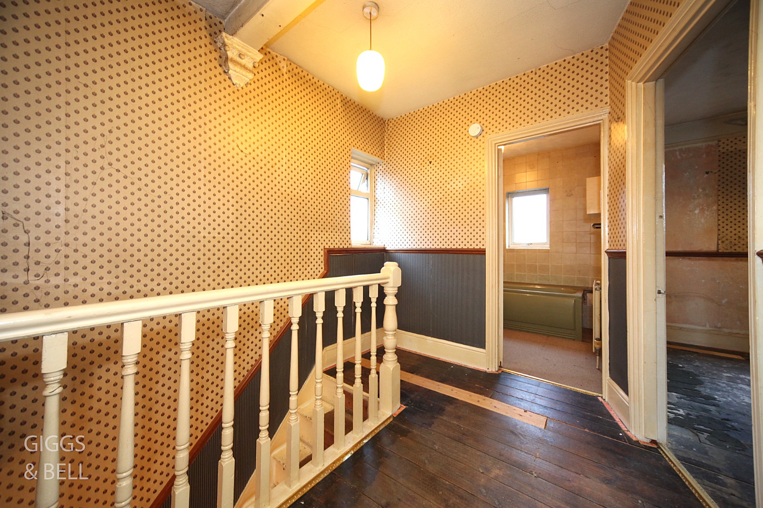 3 bed detached house for sale in Waller Avenue, Luton  - Property Image 13