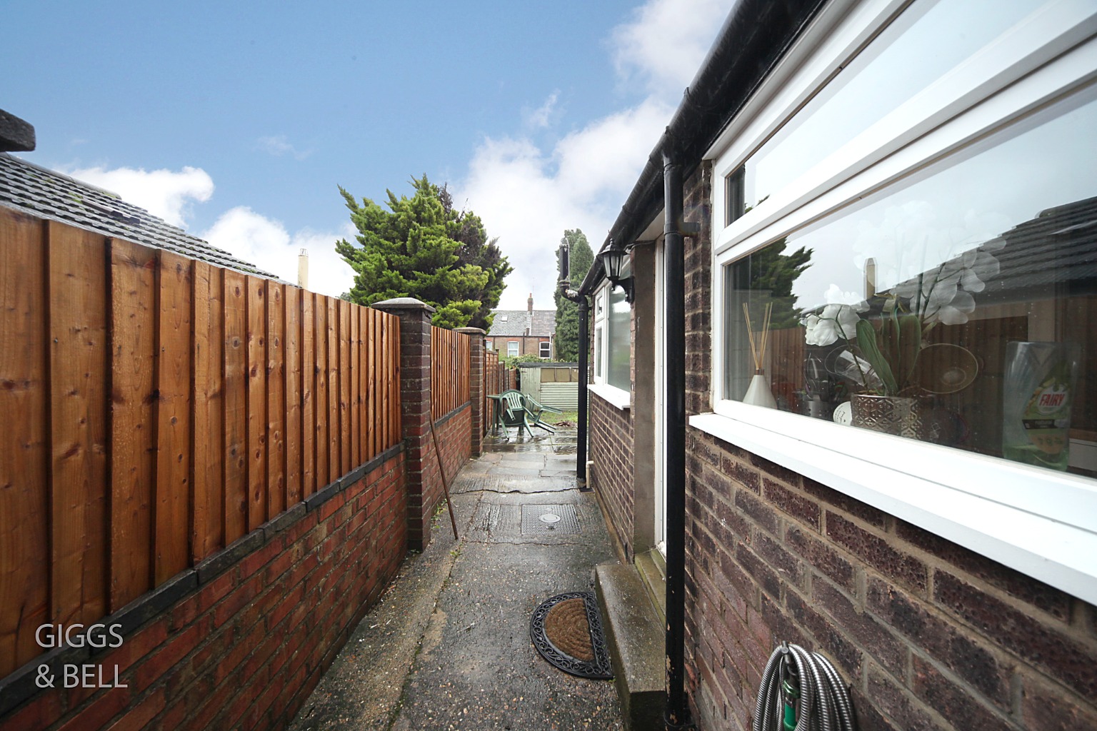 2 bed terraced house for sale in May Street 18