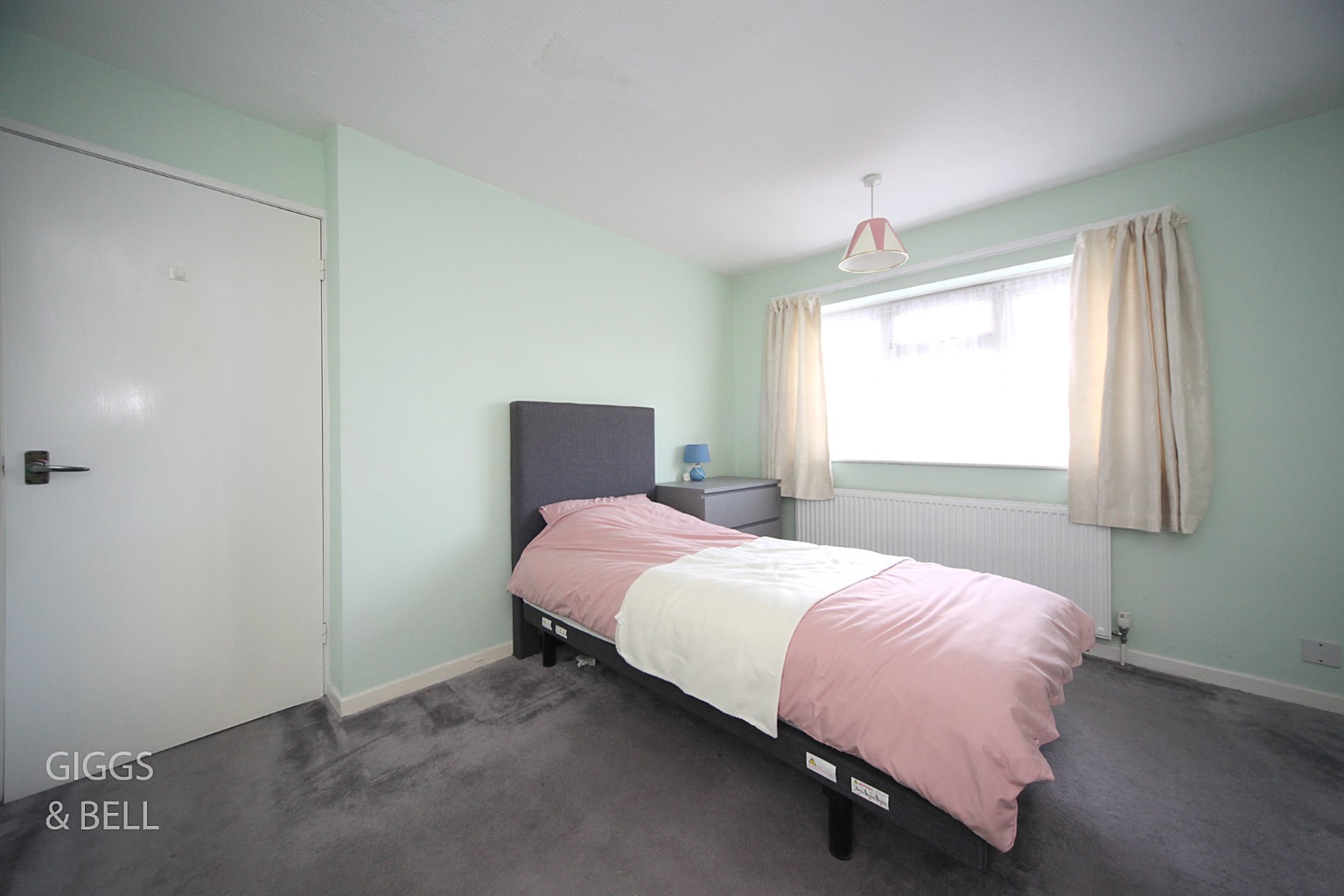 3 bed semi-detached house for sale in Guernsey Close, Luton  - Property Image 11