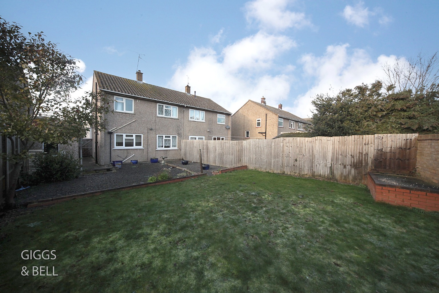 3 bed semi-detached house for sale in Guernsey Close, Luton  - Property Image 18