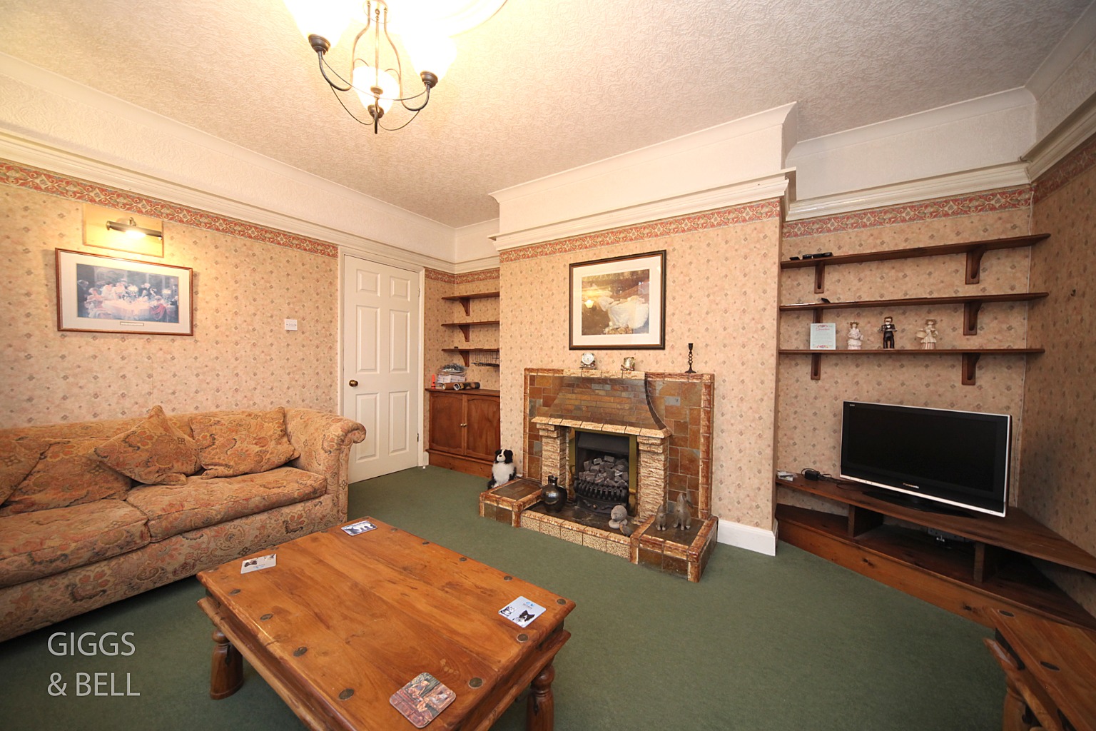 3 bed bungalow for sale in Hitchin Road, Luton  - Property Image 3